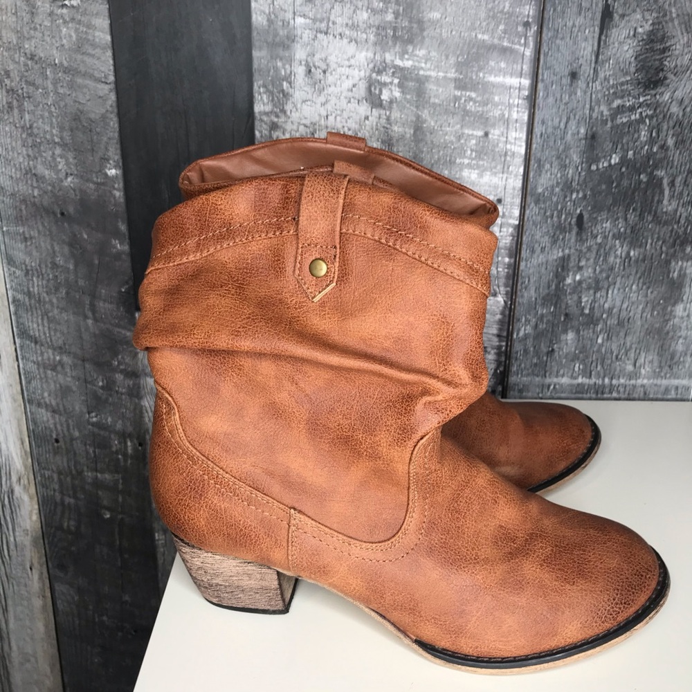 Denver Hayes Ankle Cow Boy Booties
